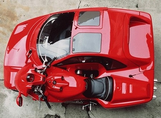 Illustration for article titled Medical Technician Builds Amazing Laverda Sidecar